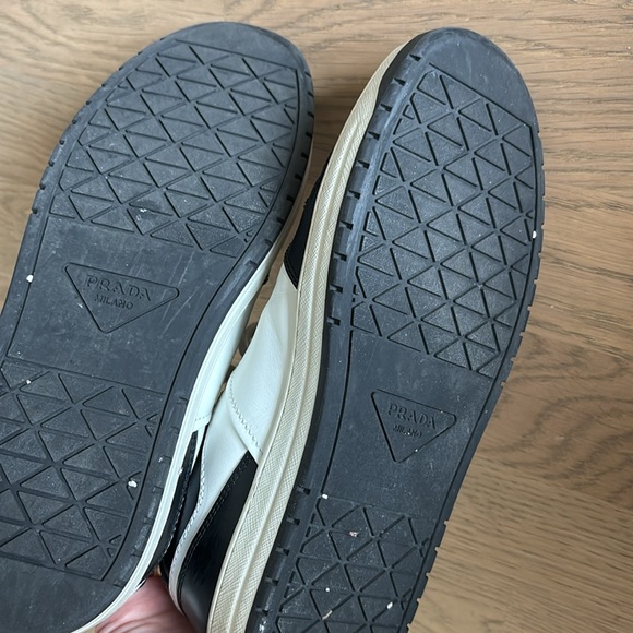 Prada logo sneakers - Picture 4 of 5